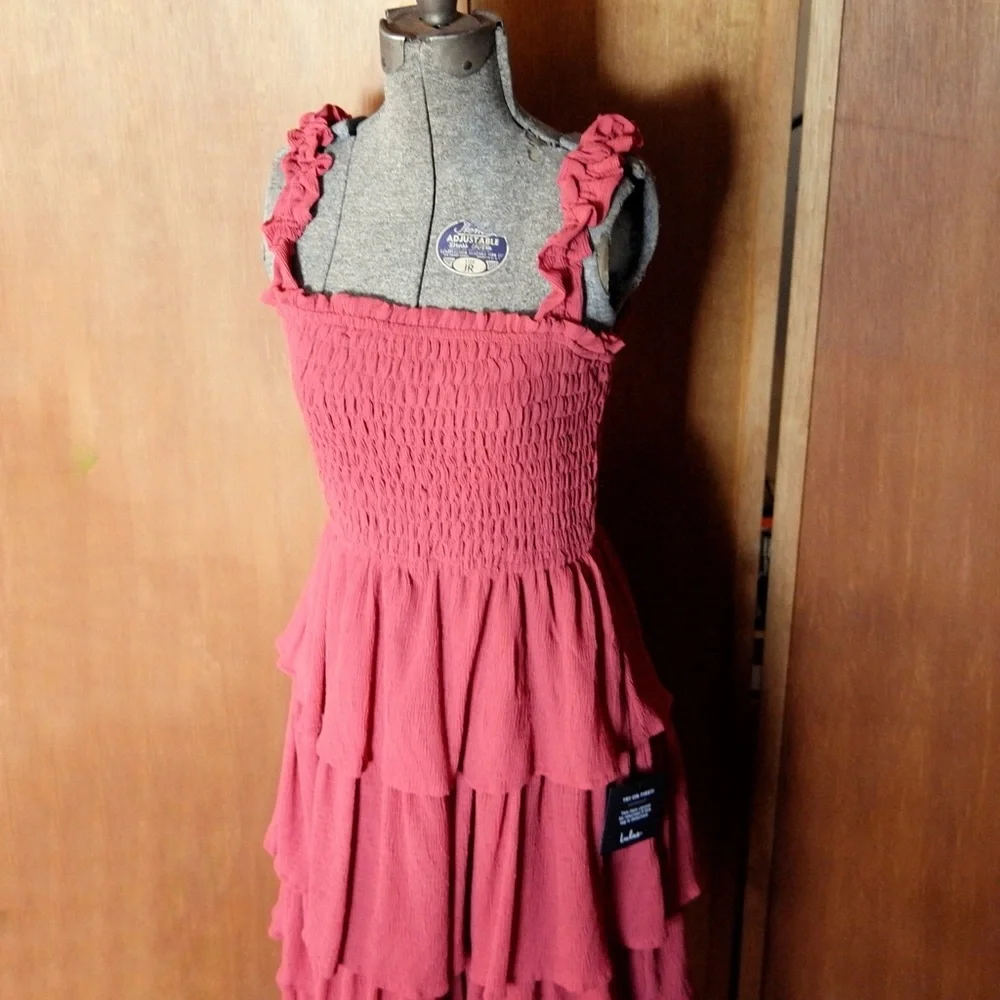 NWT Lulu’s Tiered Midi Dress - Picture 12 of 16